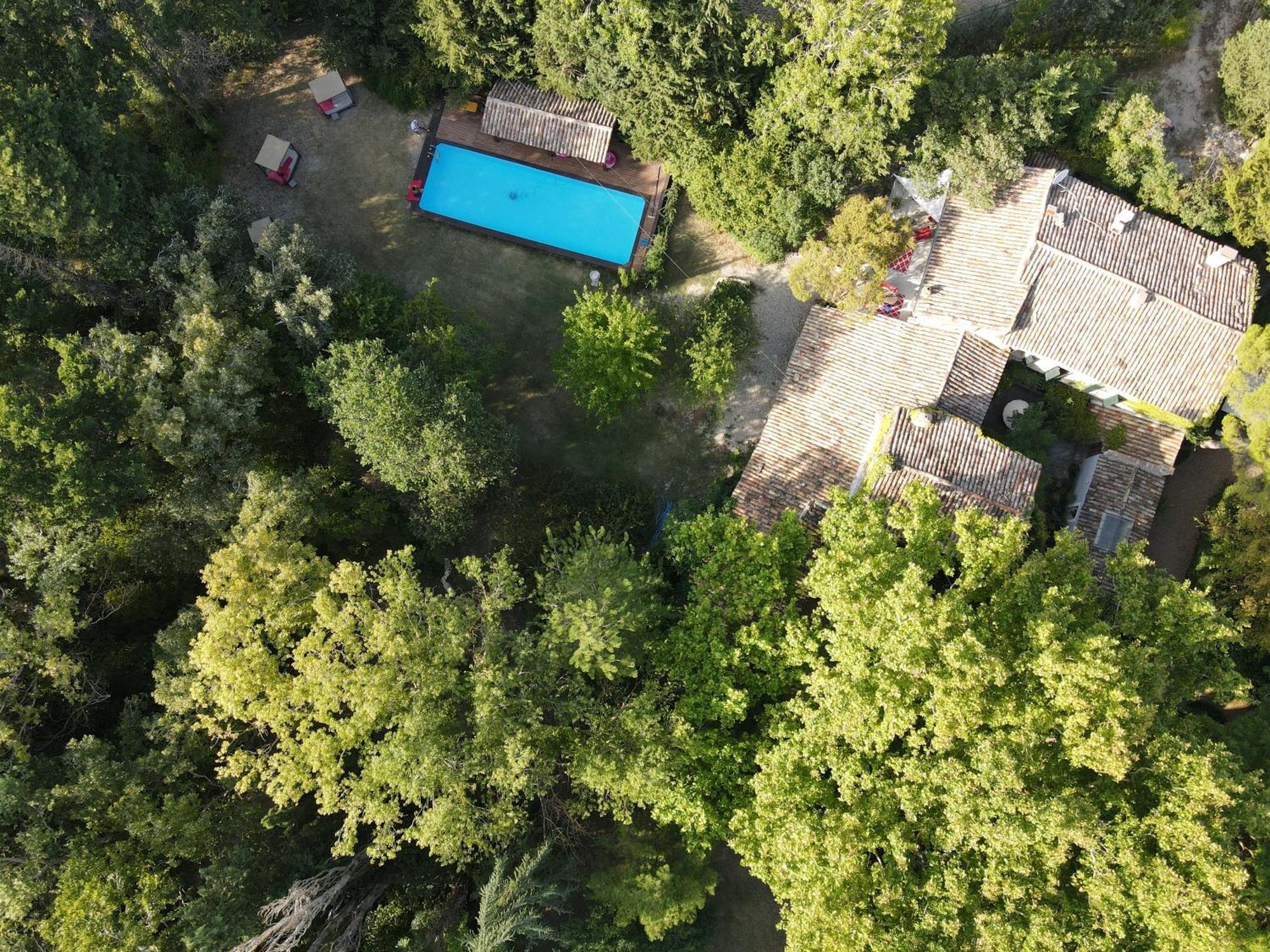 Campagne Baudeloup Bed & Breakfast L'Isle-sur-la-Sorgue Exterior photo