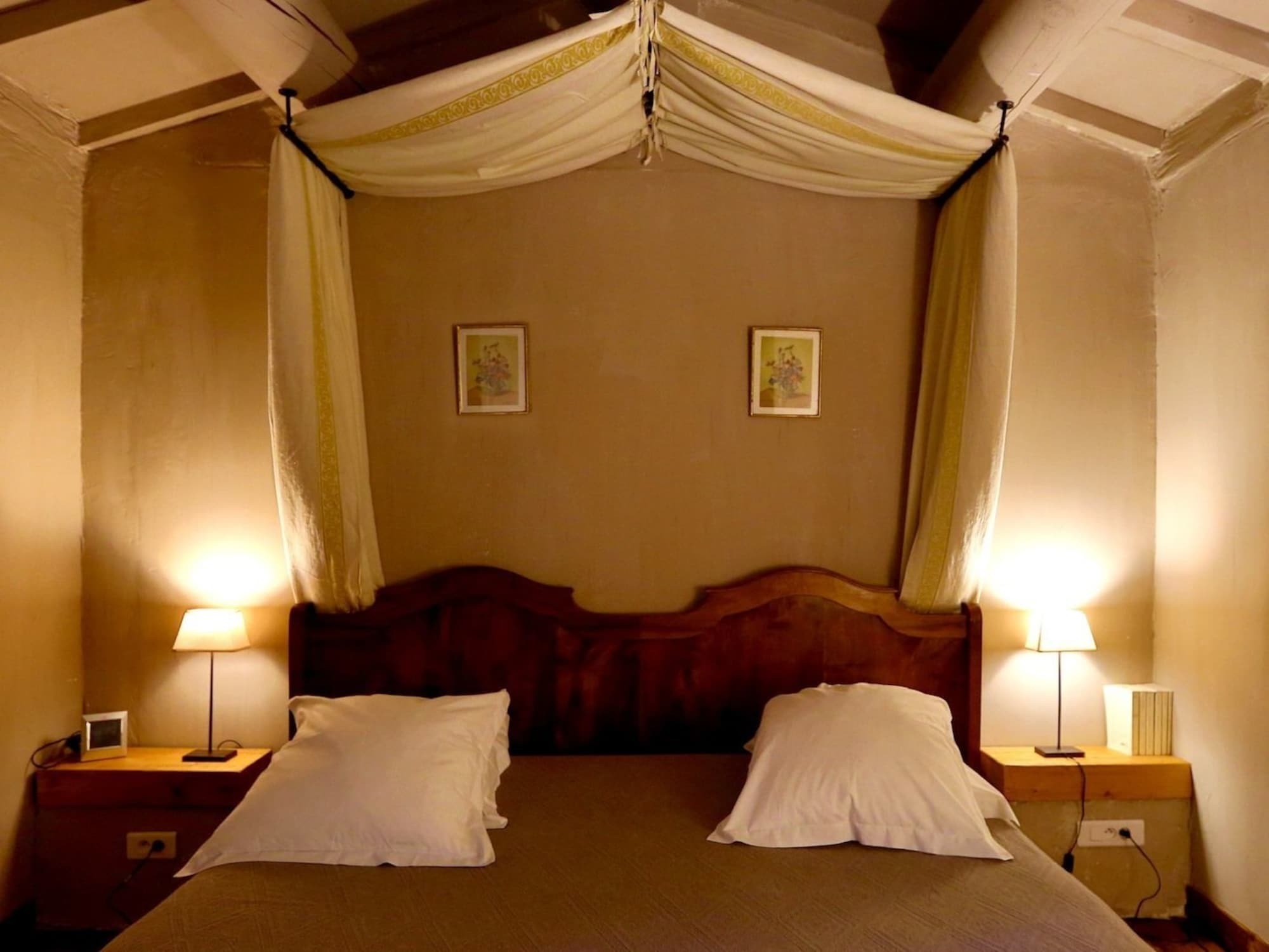 Campagne Baudeloup Bed & Breakfast L'Isle-sur-la-Sorgue Exterior photo